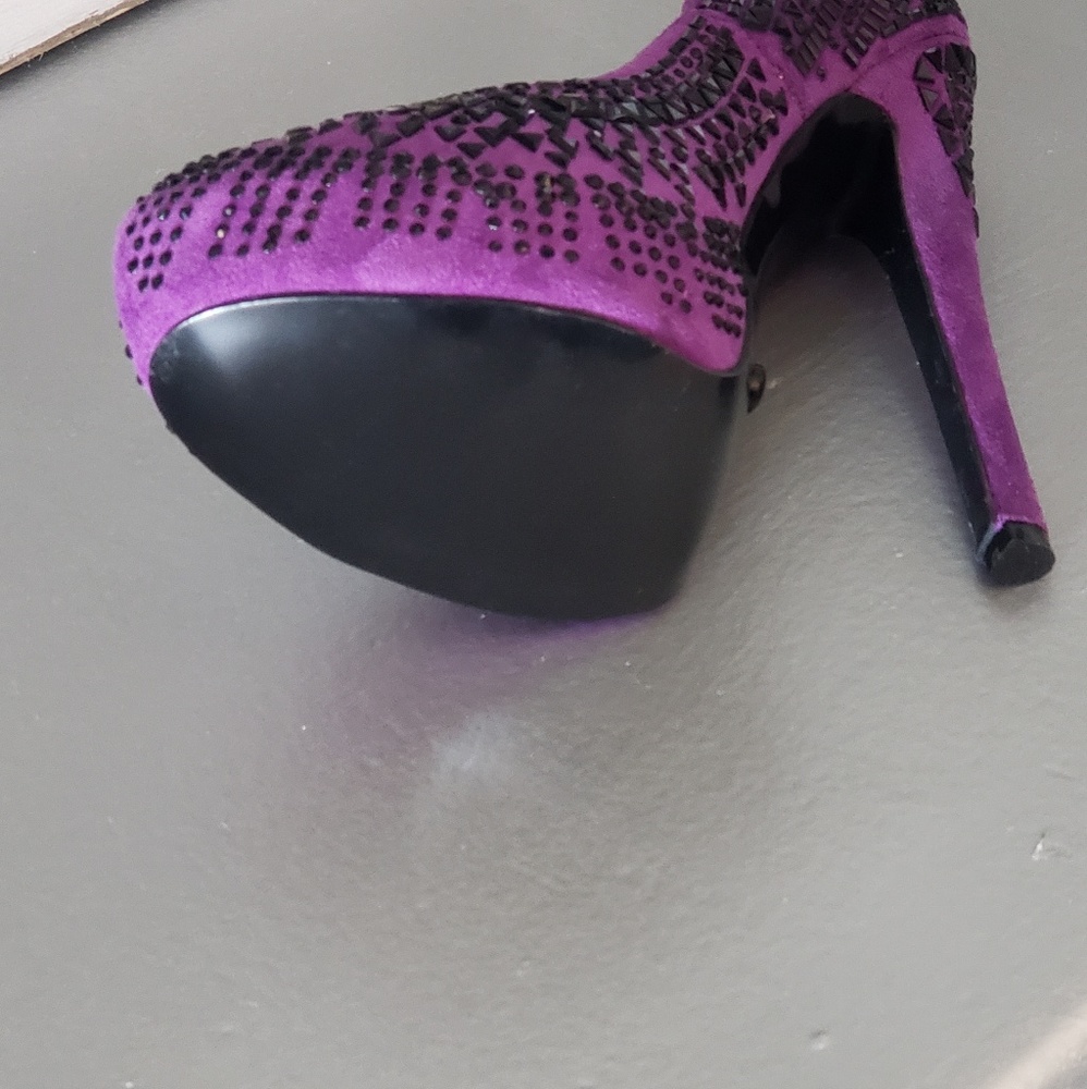 Purple heels - Picture 3 of 3